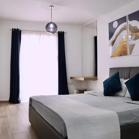 Apartment Spinola *