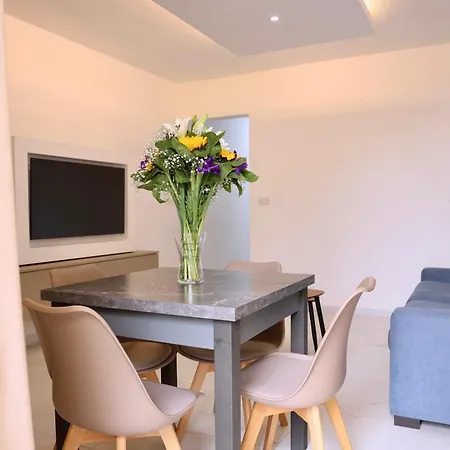 Spinola Apartment San Ġiljan