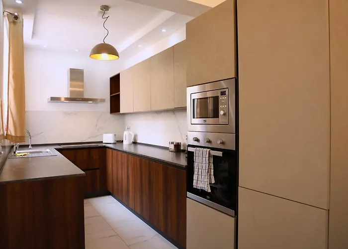 Spinola * St. Julian's